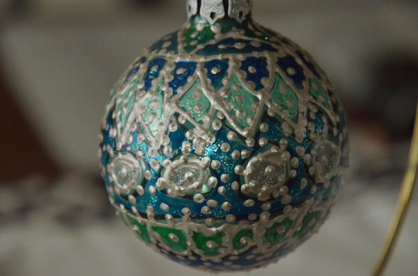 Pastel Silver ornament